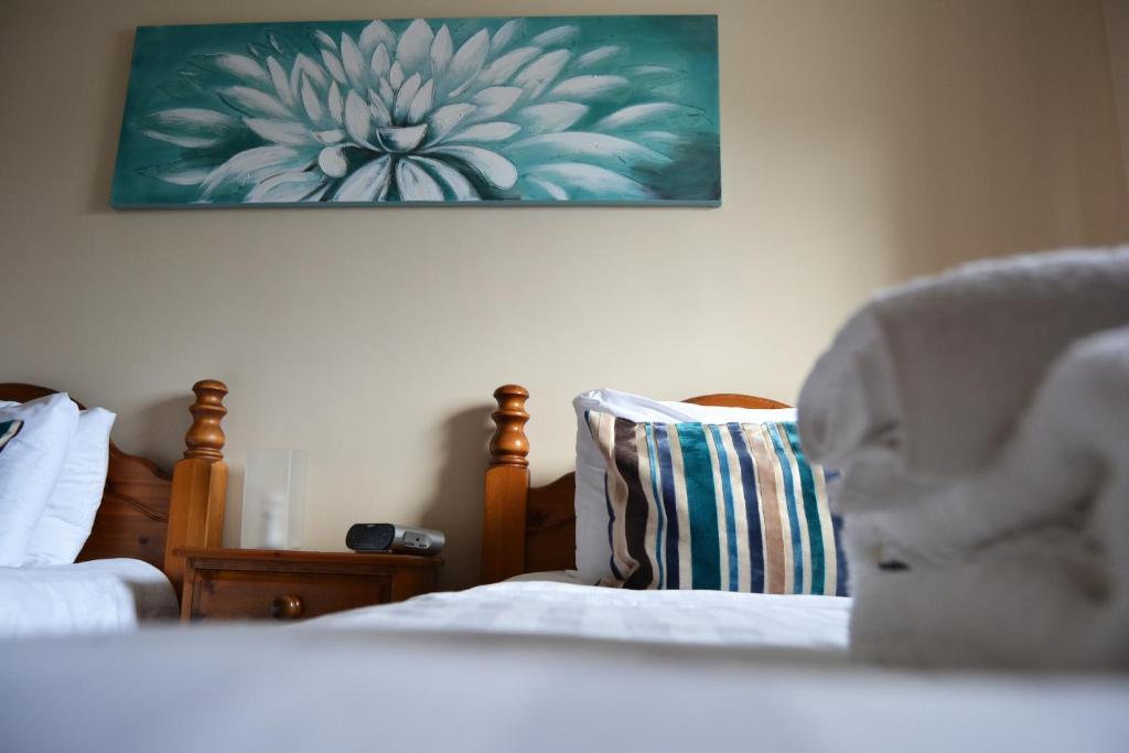 Angel Inn Misson Habitación foto